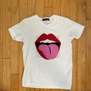 Lulu Simon Studio White Tee with Red and Pink Graphic